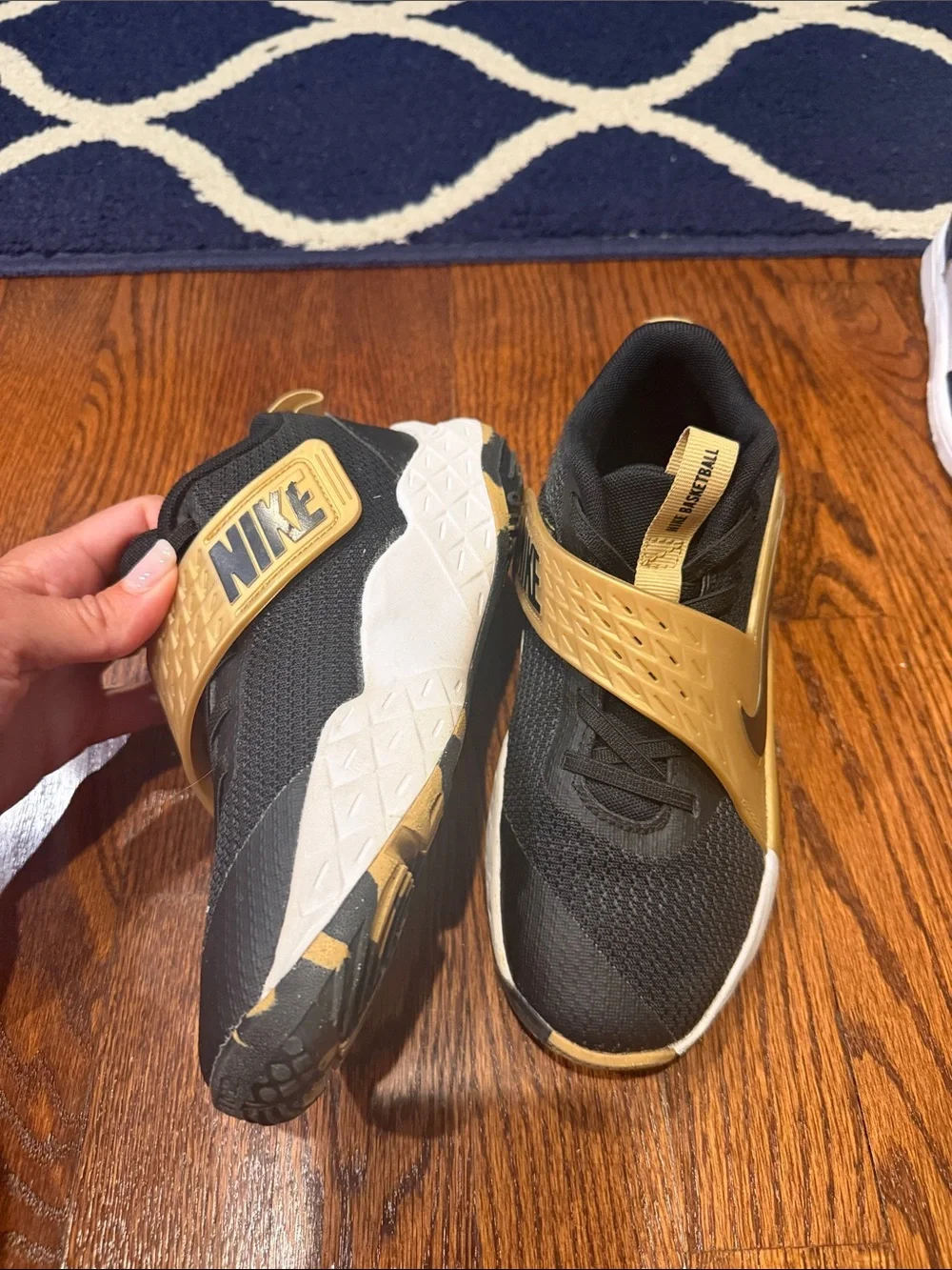 Nike Kids Black and Gold Hook-and-Loop Sneakers